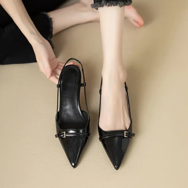 Zapatos de tacón medio y tacón alto