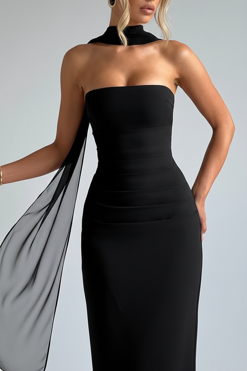 Vestido negro - Detalle escote